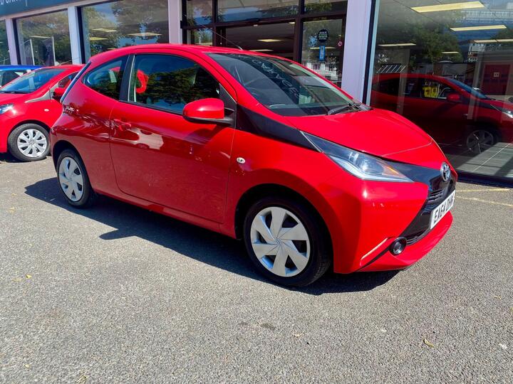 Toyota AYGO 1.0 VVT-i X-play Euro 5 3dr Euro 5