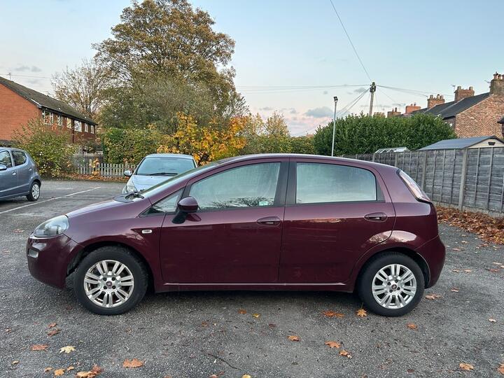 Fiat Punto 1.2 Easy Manual Euro 5 5dr