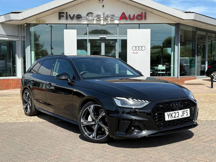 Audi A4 Avant 2.0 TFSI 40 Black Edition S Tronic Euro 6 (s/s) 5dr