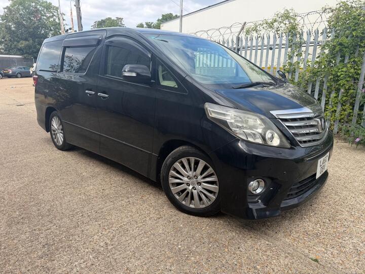 Toyota Alphard 2.4 PETROL AUTO 8 SEATS LEATHER