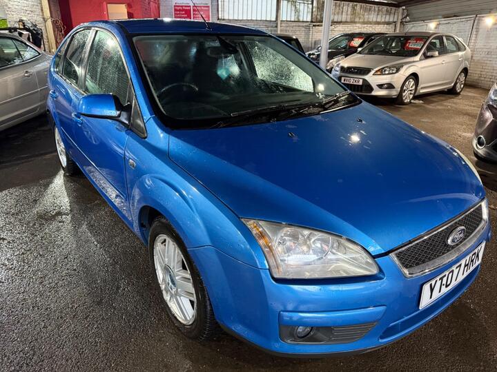 Ford Focus 2.0 Ghia 5dr
