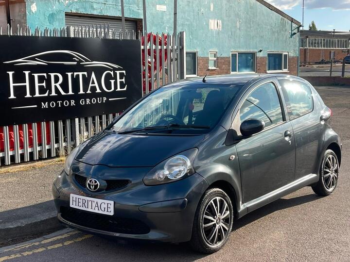 Toyota AYGO 1.0 VVT-i + MultiMode Euro 4 5dr