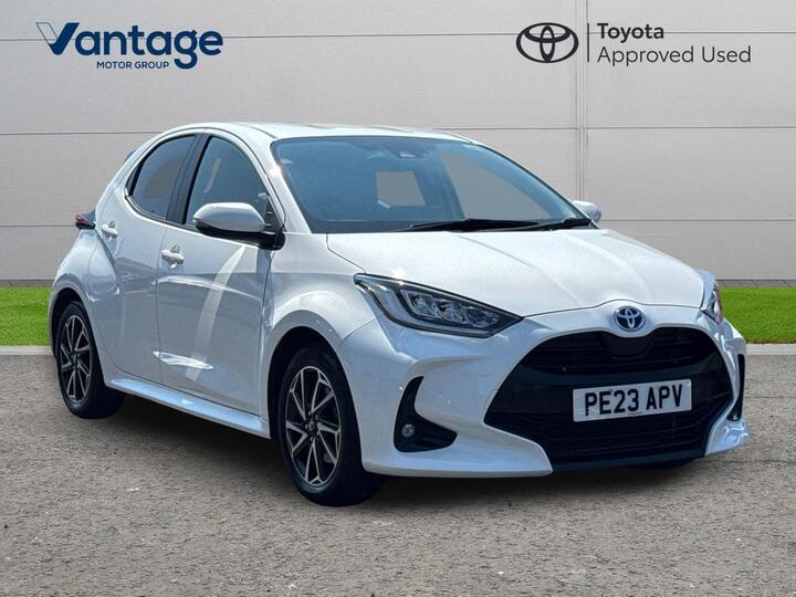 Toyota Yaris 1.5 VVT-h Design E-CVT Euro 6 (s/s) 5dr