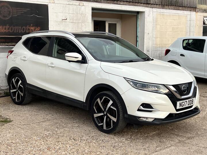 Nissan Qashqai 1.5 DCi Tekna Euro 6 (s/s) 5dr