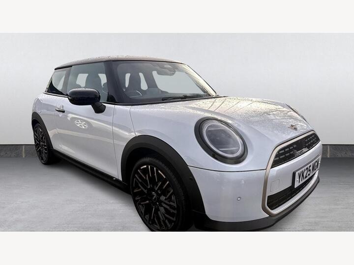 MINI Cooper 1.5C Exclusive Steptronic Euro 6 (s/s) 3dr