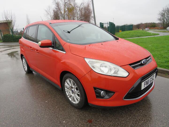 Ford Grand C-Max 1.6 TDCi Titanium Euro 5 5dr Ford Grand C-Max 1.6 TDCi Titanium Euro 5 5dr