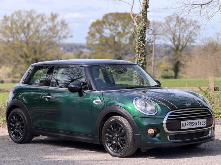 MINI Hatch 1.5 Cooper Auto Euro 6 (s/s) 3dr