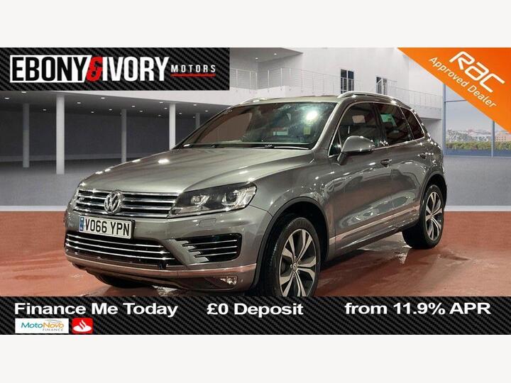 Volkswagen TOUAREG 3.0 TDI V6 BlueMotion Tech R-Line Tiptronic 4WD Euro 6 (s/s) 5dr