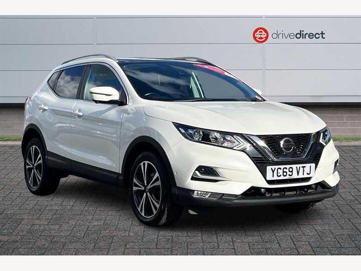 Nissan QASHQAI 1.3 DIG-T N-Connecta Euro 6 (s/s) 5dr