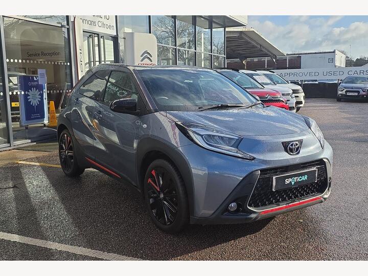 Toyota Aygo X 1.0 VVT-i Undercover X-shift Euro 6 (s/s) 5dr