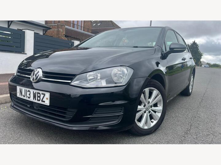 Volkswagen Golf 1.6 TDI BlueMotion Tech SE Euro 5 (s/s) 5dr
