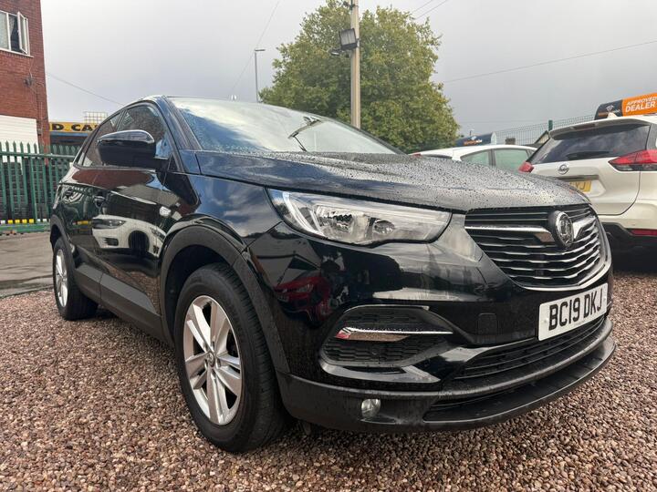 Vauxhall Grandland X 1.5 Turbo D BlueInjection SE Auto Euro 6 (s/s) 5dr Vauxhall Grandland X 1.5 Turbo D BlueInjection SE Auto Euro 6 (s/s) 5dr
