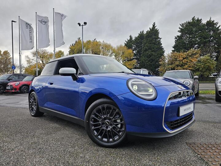MINI Electric Cooper E 40.7kWh Exclusive Auto 3dr