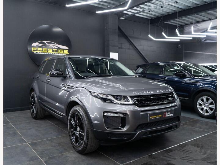 Land Rover RANGE ROVER EVOQUE 2.0 TD4 SE Tech 4WD Euro 6 (s/s) 5dr Land Rover RANGE ROVER EVOQUE 2.0 TD4 SE Tech 4WD Euro 6 (s/s) 5dr