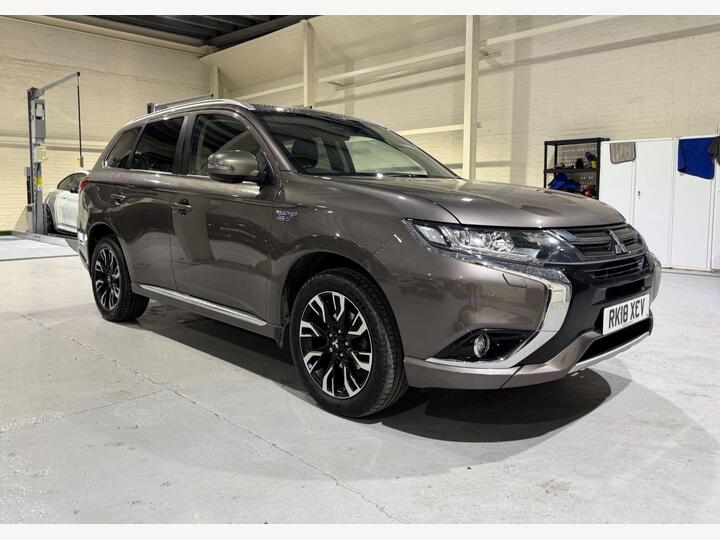 Mitsubishi Outlander 2.0h 12kWh 4h CVT 4WD Euro 6 (s/s) 5dr