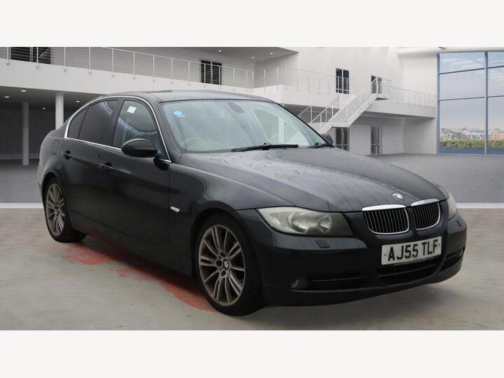 BMW 3 Series 3.0 330i SE Euro 4 4dr