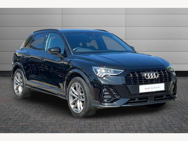 Audi Q3 1.5 TFSI CoD 35 Black Edition S Tronic Euro 6 (s/s) 5dr