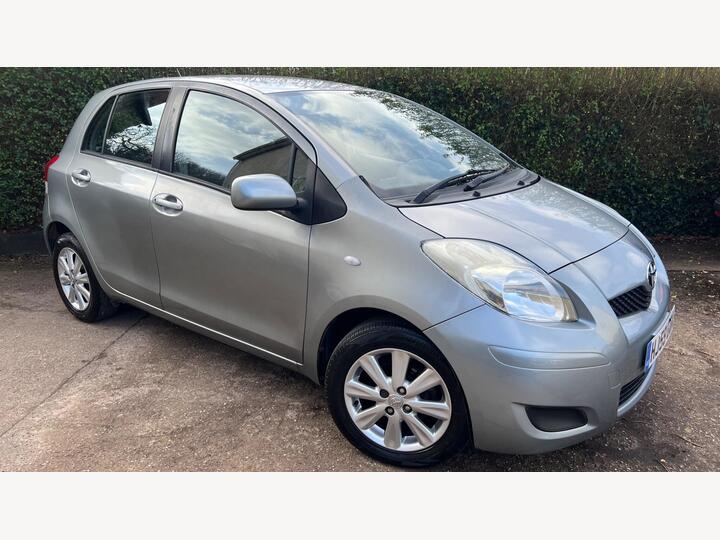 Toyota Yaris 1.33 Dual VVT-i TR Euro 4 (s/s) 5dr