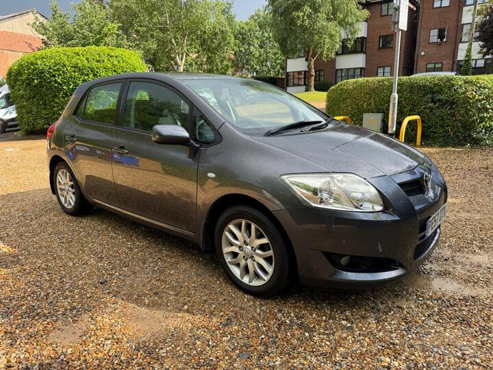 Toyota Auris 1.6 VVT-i TR 5dr