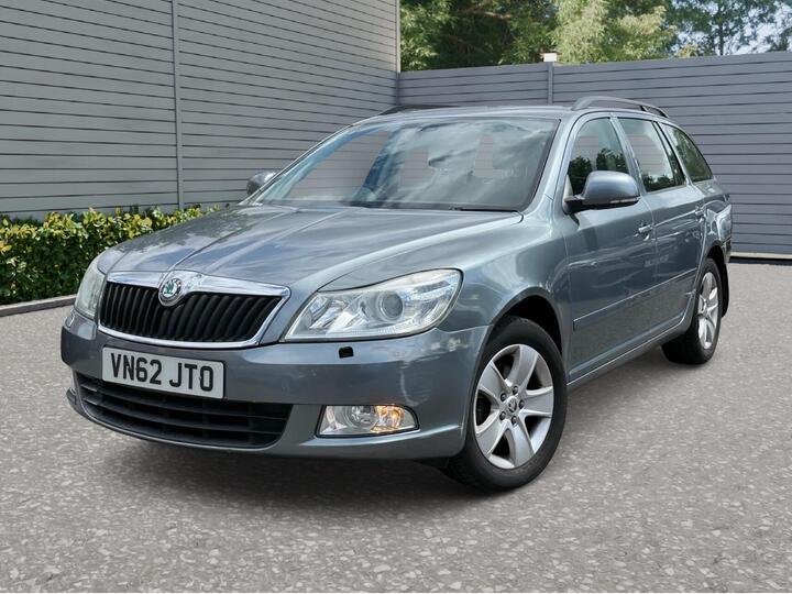 Skoda Octavia 1.6 TDI Elegance DSG Euro 5 5dr Skoda Octavia 1.6 TDI Elegance DSG Euro 5 5dr