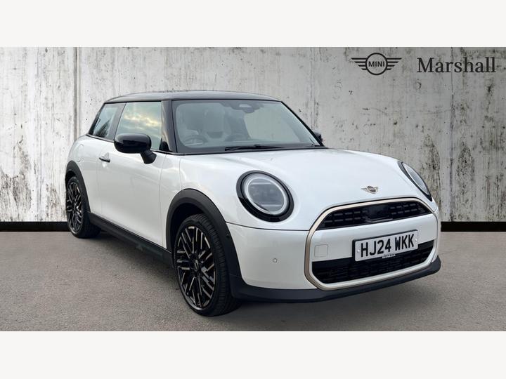 MINI Cooper 1.5C Exclusive Steptronic Euro 6 (s/s) 3dr