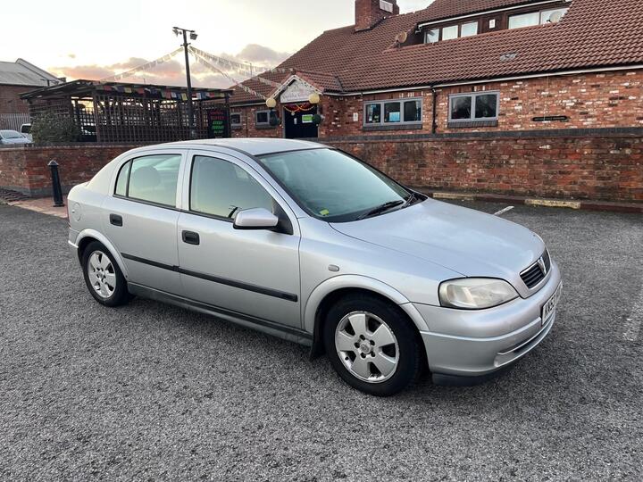 Vauxhall Astra 1.8i 16v Elegance 5dr