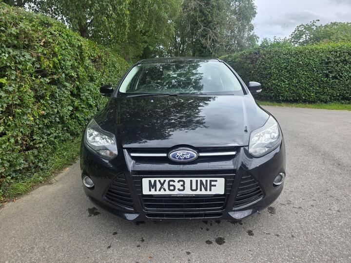 Ford Focus 1.0T EcoBoost Titanium Euro 5 (s/s) 5dr