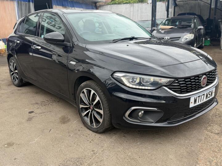 Fiat Tipo 1.4 MPI Lounge Euro 6 5dr