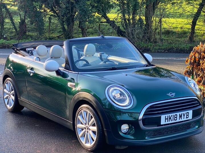 MINI Convertible 1.5 Cooper Steptronic Euro 6 (s/s) 2dr