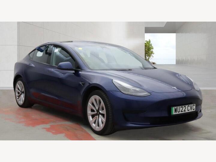 Tesla Model 3 Standard Range Plus Auto RWD 4dr