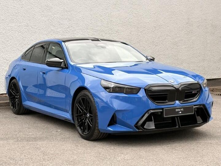 BMW M5 4.4 22.1kWh Steptronic XDrive Euro 6 (s/s) 4dr