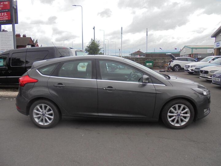 Ford Focus 1.5 TDCi Titanium Euro 6 (s/s) 5dr