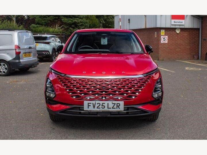 Omoda OMODA 5 1.6 TGDI Noble DCT Euro 6 (s/s) 5dr