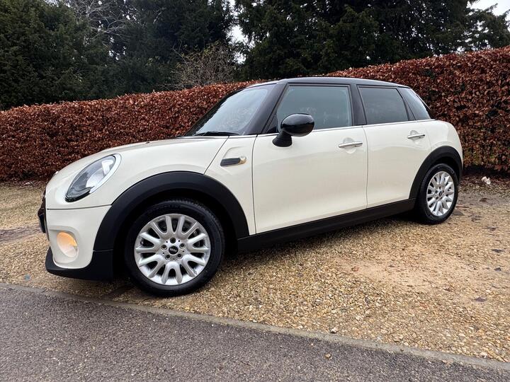MINI Hatch 1.5 Cooper Euro 6 (s/s) 5dr