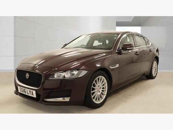 Jaguar XF 2.0d Prestige Auto Euro 6 (s/s) 4dr