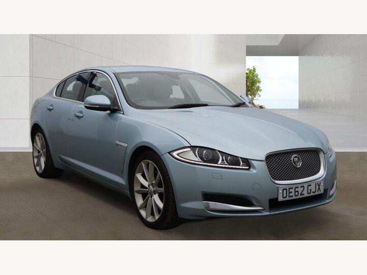 Jaguar XF 2.2d Premium Luxury Auto Euro 5 (s/s) 4dr
