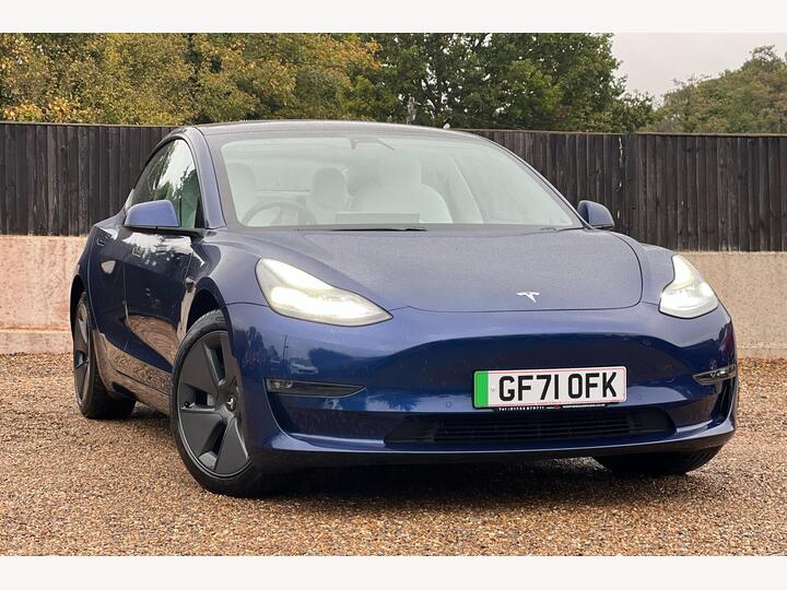 Tesla Model 3 (Dual Motor) Long Range Auto 4WDE 4dr Tesla Model 3 (Dual Motor) Long Range Auto 4WDE 4dr