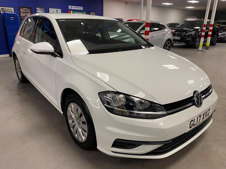 Volkswagen Golf 1.6 TDI BlueMotion Tech S Euro 6 (s/s) 5dr Volkswagen Golf 1.6 TDI BlueMotion Tech S Euro 6 (s/s) 5dr