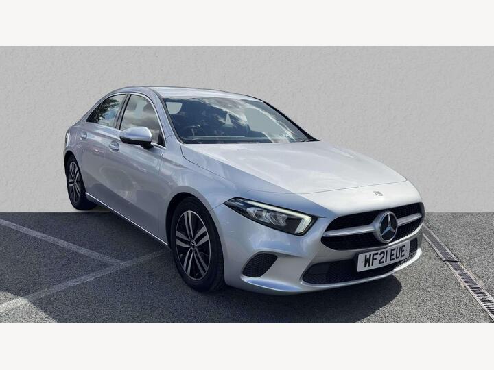 Mercedes-Benz A CLASS SALOON 1.3 A180 Sport 7G-DCT Euro 6 (s/s) 4dr Mercedes-Benz A CLASS SALOON 1.3 A180 Sport 7G-DCT Euro 6 (s/s) 4dr