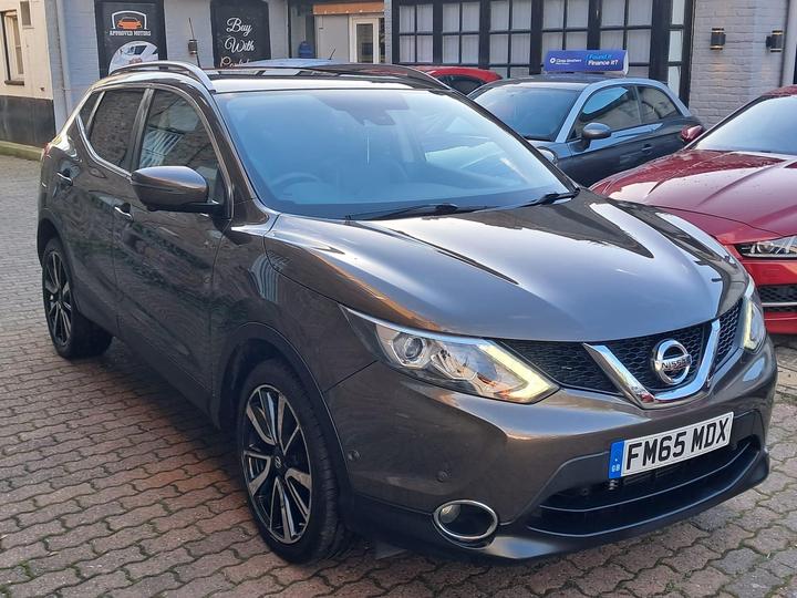 Nissan Qashqai 1.2 DIG-T Tekna XTRON 2WD Euro 6 (s/s) 5dr