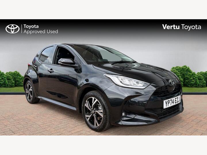 Toyota Yaris 1.5 VVT-h Design E-CVT Euro 6 (s/s) 5dr