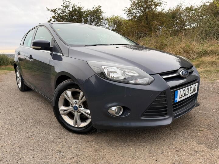 Ford Focus 1.6 TDCi Zetec Euro 5 (s/s) 5dr