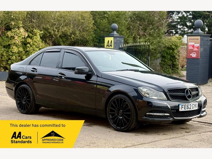 Mercedes-Benz C Class 2.1 C220 CDI BlueEfficiency Executive SE Euro 5 (s/s) 4dr