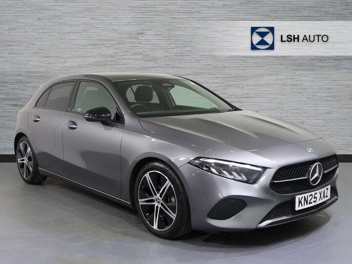 Mercedes-Benz A Class 1.3 A180h MHEV Sport Edition 7G-DCT Euro 6 (s/s) 5dr Mercedes-Benz A Class 1.3 A180h MHEV Sport Edition 7G-DCT Euro 6 (s/s) 5dr