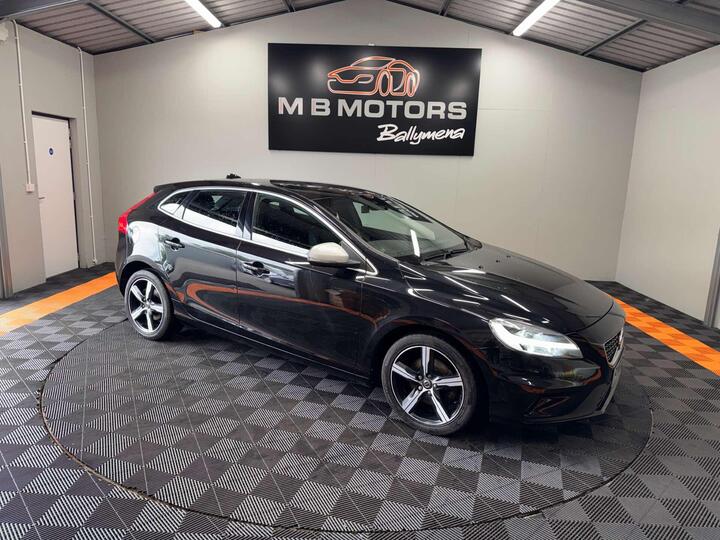 Volvo V40 2.0 T2 R-Design Nav Plus Euro 6 (s/s) 5dr