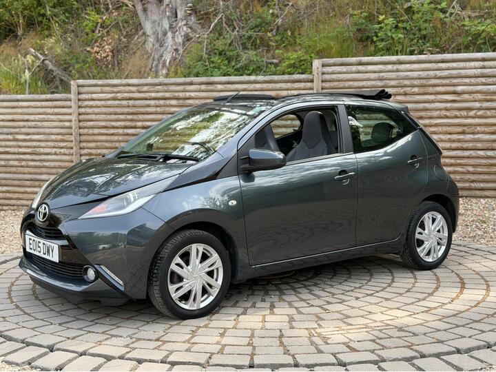 Toyota AYGO 1.0 VVT-i X-clusiv 2 X-wave X-shift Euro 6 5dr