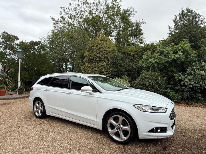 Ford Mondeo 2.0 TDCi Titanium Powershift Euro 6 (s/s) 5dr
