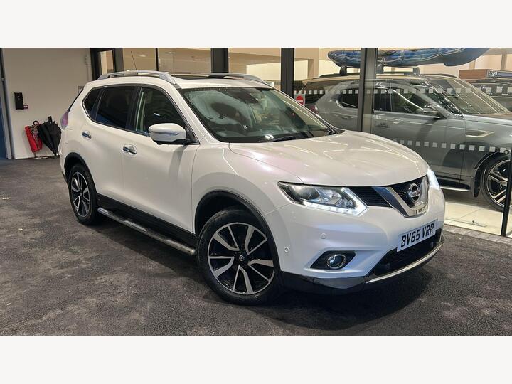 Nissan X-TRAIL 1.6 DCi Tekna XTRON Euro 5 (s/s) 5dr