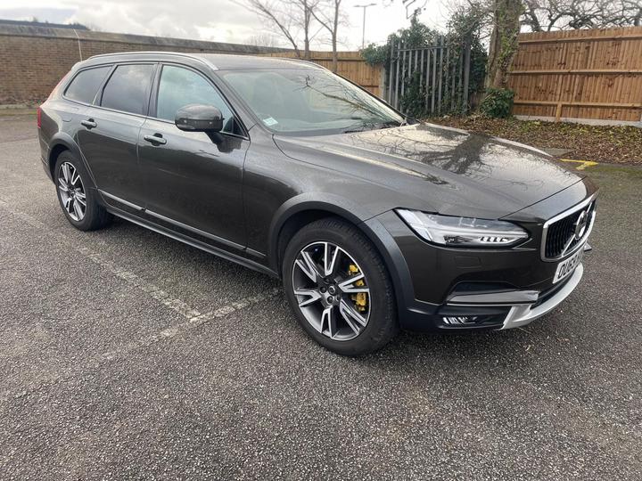 Volvo V90 Cross Country 2.0 D4 Plus Auto AWD Euro 6 (s/s) 5dr
