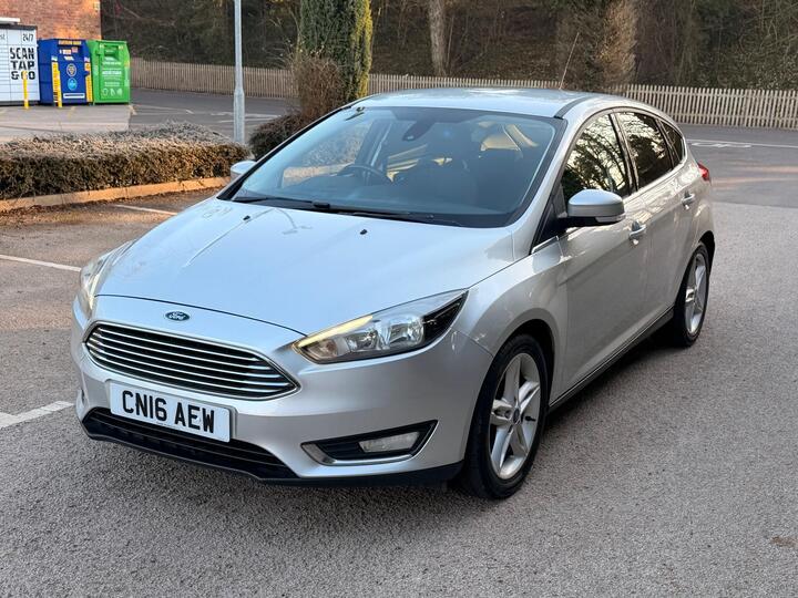 Ford Focus 1.0T EcoBoost Zetec Euro 6 (s/s) 5dr